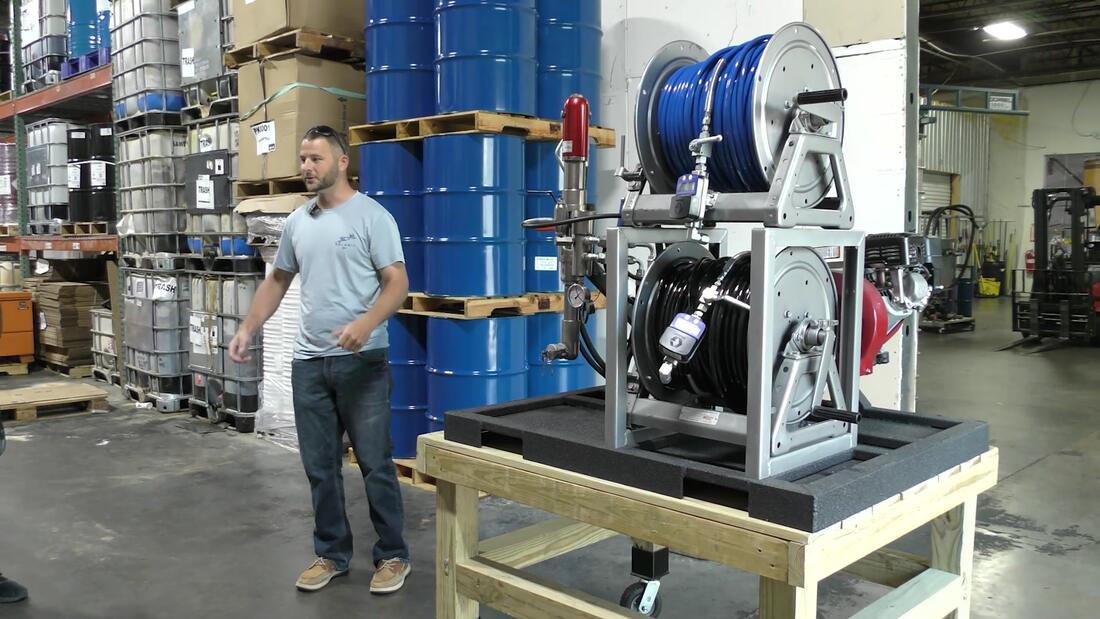 PolyShark rig with hose reels
